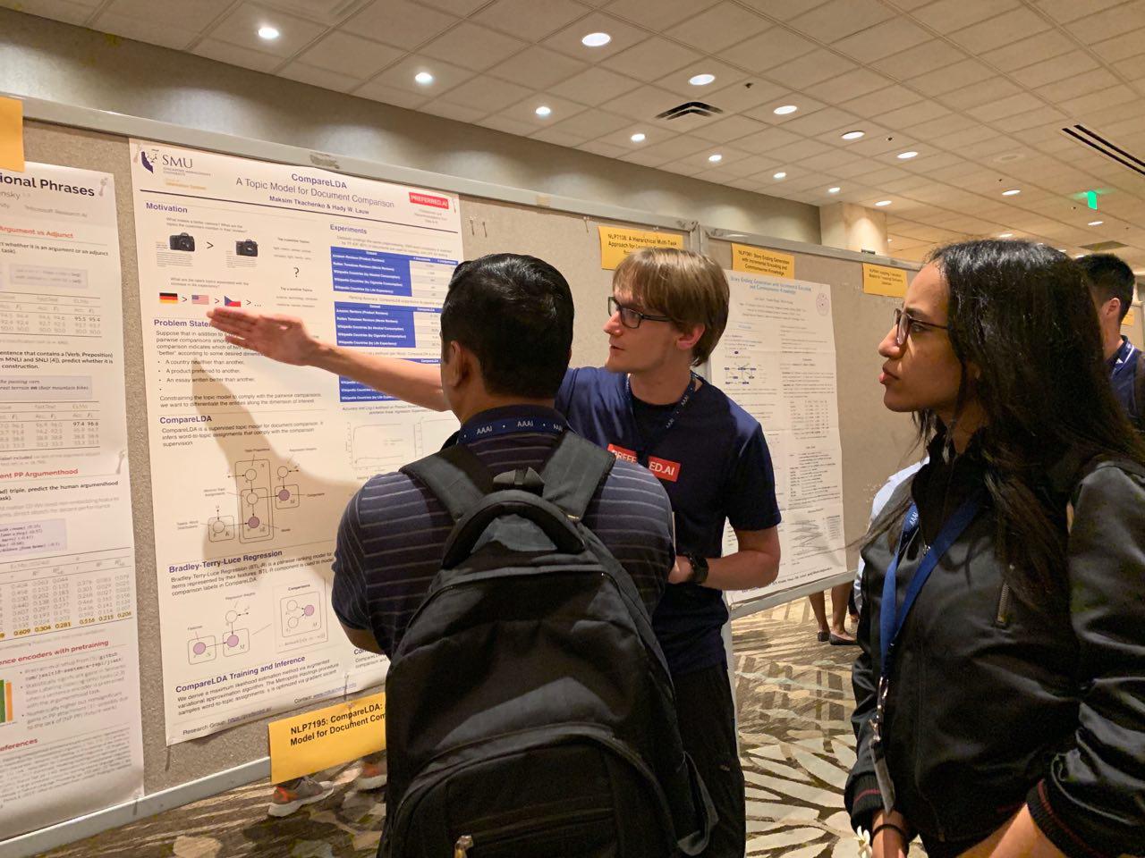 Maksim explaining how a topic model aligned to comparisons can reveal insightful topics about how entities are ranked with respect to one another