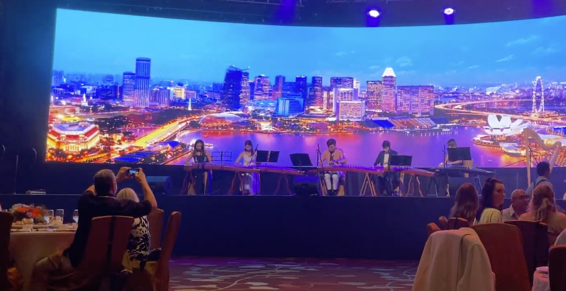 The conference also treated us to a delightful social dinner, complete with a captivating performance featuring traditional Chinese instruments.